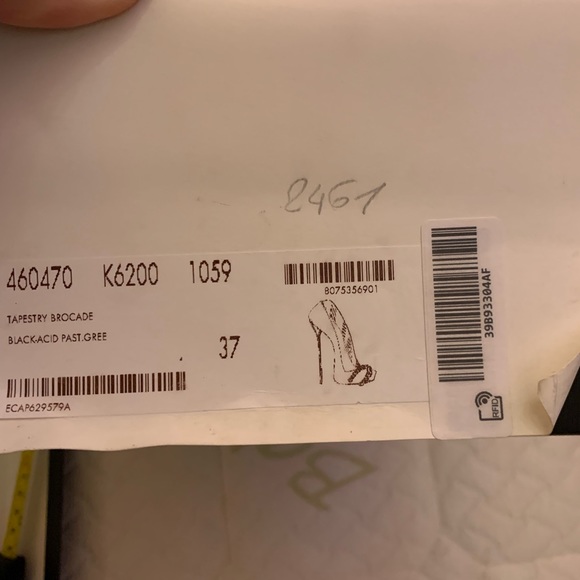 COPY - Gucci pumps with ornamental snake. New never worn - Picture 3 of 7